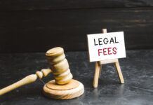 Các yếu tố ảnh hưởng đến chi phí thuê luật sư