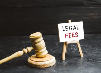 Các yếu tố ảnh hưởng đến chi phí thuê luật sư