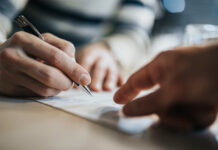 Lựa chọn công ty luật và luật sư tư vấn uy tín