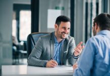 Chi phí thuê luật sư đại diện tranh tụng/ bào chữa